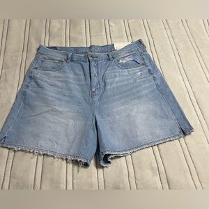 American Eagle highest rise baggy shorts size 16 light wash